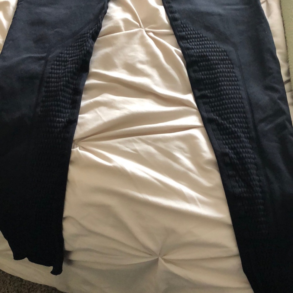 Fabletics leggings - Picture 4 of 4